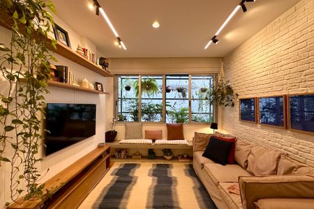 Sala de apartamento à venda com 3 quartos, 95m² em Leblon, Rio de Janeiro