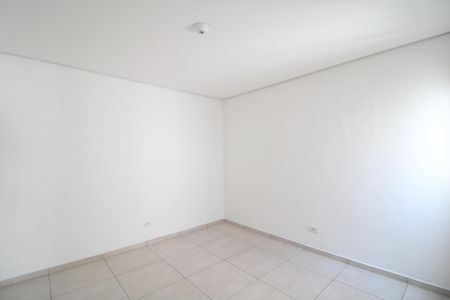 Quarto de casa para alugar com 1 quarto, 50m² em Socorro, São Paulo