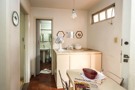 Apartamento à venda com 56m², 1 quarto e sem vaga Apartamento à venda com 56m², 1 quarto e sem vagaCozinha