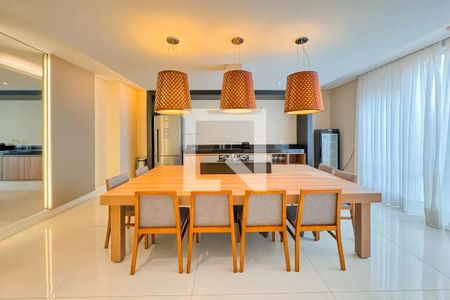 Apartamento à venda com 156m², 3 quartos e 3 vagas Apartamento à venda com 156m², 3 quartos e 3 vagasEspaço gourmet