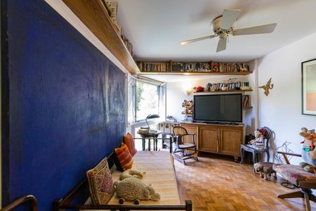 Casa à venda com 390m², 4 quartos e 3 vagasSala 2