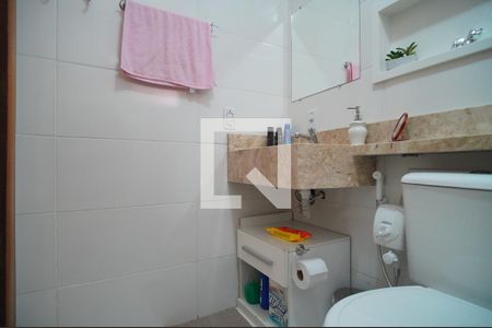 Casa à venda com 90m², 2 quartos e 2 vagasBanheiro da Suíte 