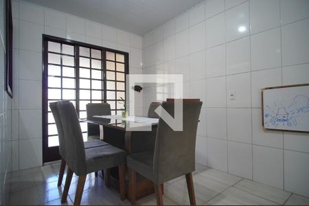 Casa à venda com 90m², 2 quartos e 2 vagasSala 2
