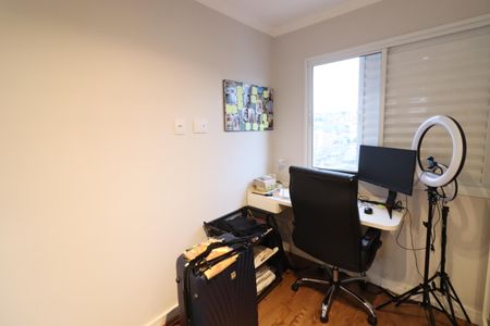 Quarto  de apartamento para alugar com 2 quartos, 56m² em Km 18, Osasco
