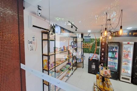 Apartamento à venda com 85m², 3 quartos e 1 vaga Apartamento à venda com 85m², 3 quartos e 1 vagaMini Mercado
