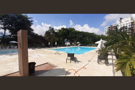Apartamento à venda com 85m², 3 quartos e 1 vaga Apartamento à venda com 85m², 3 quartos e 1 vagaÁrea comum - Piscina