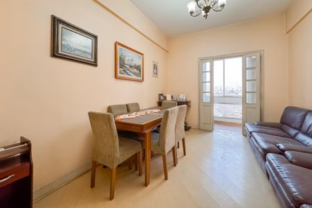Apartamento à venda com 109m², 2 quartos e 1 vagaSala