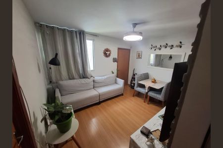 Sala de apartamento à venda com 2 quartos, 60m² em Estácio, Rio de Janeiro