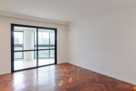 Apartamento para alugar com 500m², 5 quartos e 4 vagas Apartamento para alugar com 500m², 5 quartos e 4 vagasSala de Estar
