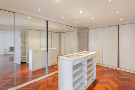 Apartamento para alugar com 500m², 5 quartos e 4 vagas Apartamento para alugar com 500m², 5 quartos e 4 vagasSuíte 1
