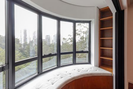 Apartamento para alugar com 500m², 5 quartos e 4 vagas Apartamento para alugar com 500m², 5 quartos e 4 vagasSala de TV