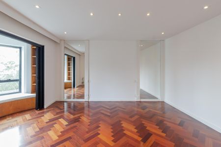 Apartamento para alugar com 500m², 5 quartos e 4 vagas Apartamento para alugar com 500m², 5 quartos e 4 vagasSala de TV