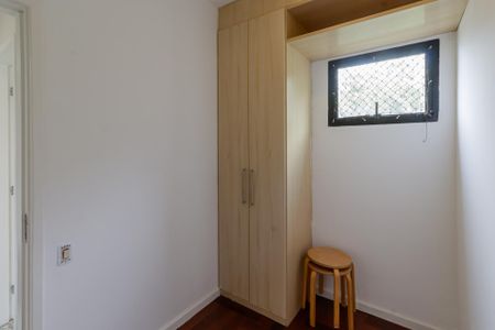Apartamento para alugar com 500m², 5 quartos e 4 vagas Apartamento para alugar com 500m², 5 quartos e 4 vagasQuarto de Serviço