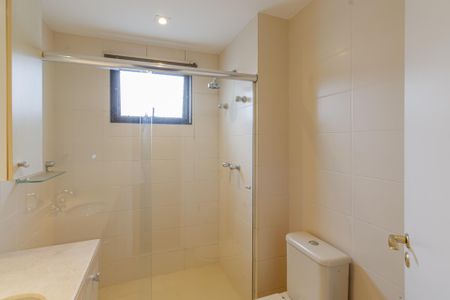 Apartamento para alugar com 500m², 5 quartos e 4 vagas Apartamento para alugar com 500m², 5 quartos e 4 vagasBanheiro da Suíte 5