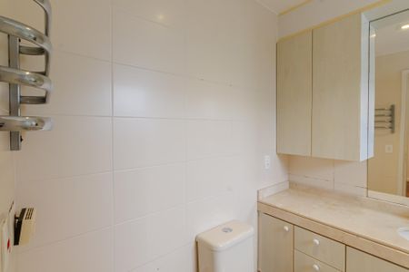Apartamento para alugar com 500m², 5 quartos e 4 vagas Apartamento para alugar com 500m², 5 quartos e 4 vagasBanheiro da Suíte 4