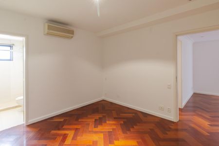 Apartamento para alugar com 500m², 5 quartos e 4 vagas Apartamento para alugar com 500m², 5 quartos e 4 vagasSuíte 5