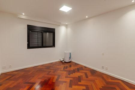 Apartamento para alugar com 500m², 5 quartos e 4 vagas Apartamento para alugar com 500m², 5 quartos e 4 vagasSuíte 4