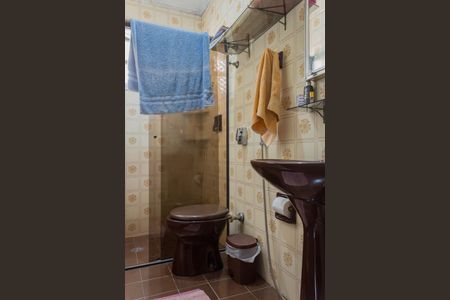 Casa à venda com 240m², 3 quartos e 5 vagasBanheiro da Suíte 1