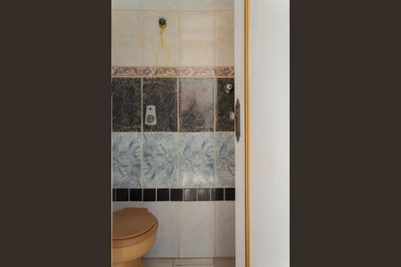 Casa à venda com 240m², 3 quartos e 5 vagasBanheiro da Garagem