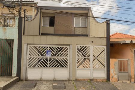 Casa à venda com 240m², 3 quartos e 5 vagasFachada