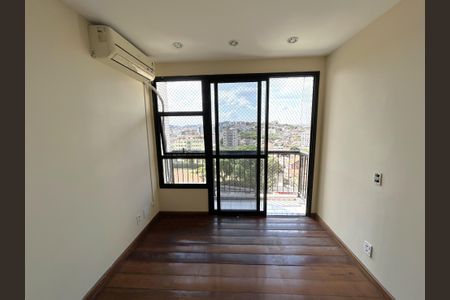 Sala de apartamento à venda com 2 quartos, 73m² em Cachambi, Rio de Janeiro