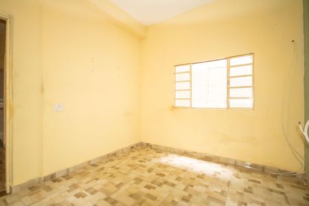 Quarto de casa para alugar com 1 quarto, 70m² em Metalúrgicos, Osasco