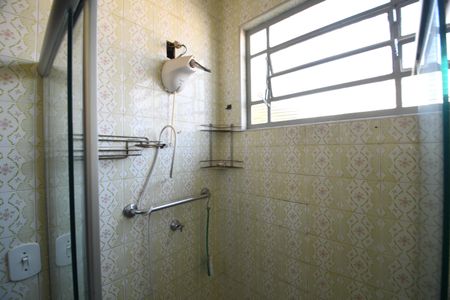 Casa à venda com 220m², 3 quartos e 4 vagasBanheiro da Suíte