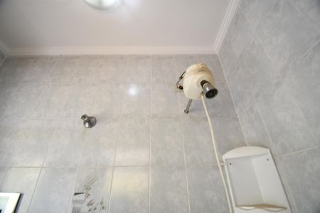 Casa à venda com 220m², 3 quartos e 4 vagasBanheiro de serviço