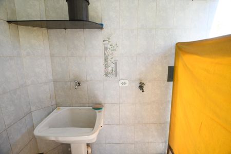 Casa à venda com 220m², 3 quartos e 4 vagasÁrea de Serviço