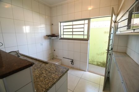 Casa à venda com 220m², 3 quartos e 4 vagasCozinha