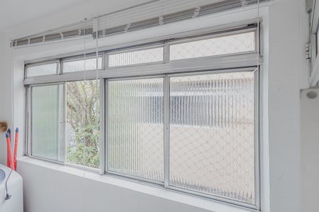 Apartamento à venda com 66m², 3 quartos e sem vagaÁrea de Serviço