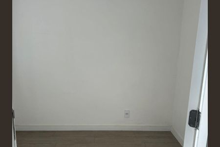 Quarto 2 de apartamento para alugar com 2 quartos, 33m² em Vila Pierina, São Paulo