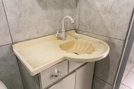 Casa à venda com 90m², 3 quartos e sem vagaBanheiro 1