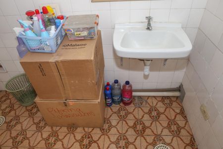 Apartamento à venda com 70m², 2 quartos e sem vaga Apartamento à venda com 70m², 2 quartos e sem vagaBanheiro Social