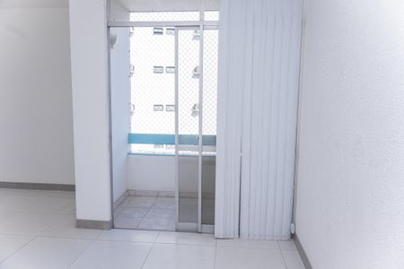 Sala de apartamento para alugar com 4 quartos, 120m² em Caminho das Árvores, Salvador