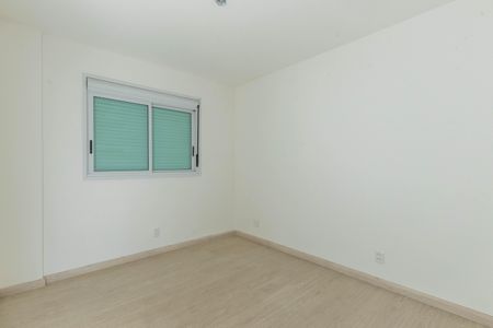 Apartamento à venda com 200m², 4 quartos e 3 vagasSuíte 2