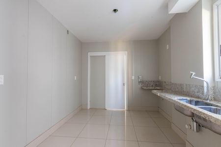 Apartamento à venda com 200m², 4 quartos e 3 vagasCozinha