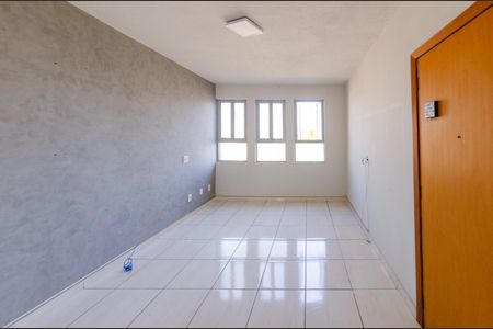 Sala de apartamento à venda com 3 quartos, 80m² em Conjunto California, Belo Horizonte