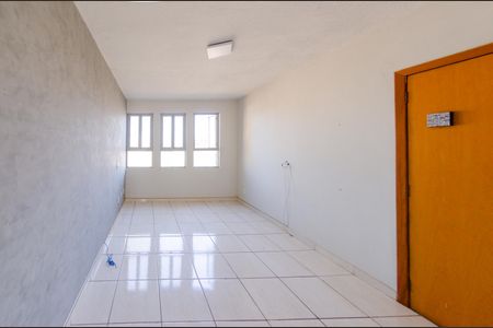 Sala de apartamento à venda com 3 quartos, 80m² em Conjunto California, Belo Horizonte