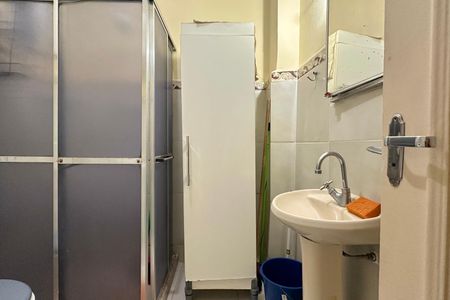 Banheiro de apartamento para alugar com 1 quarto, 64m² em Copacabana, Rio de Janeiro