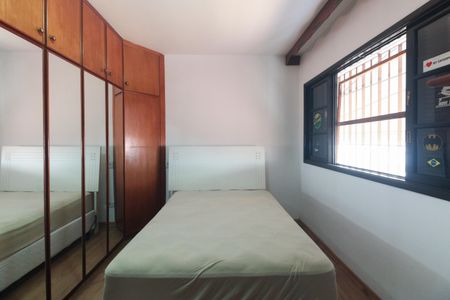 Casa para alugar com 255m², 3 quartos e 2 vagas Casa para alugar com 255m², 3 quartos e 2 vagasQuarto 1