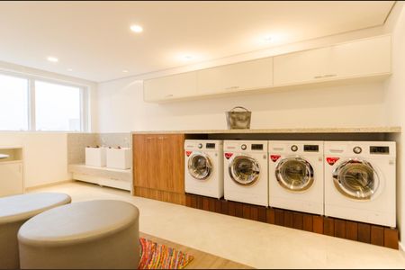 Apartamento à venda com 56m², 1 quarto e sem vaga Apartamento à venda com 56m², 1 quarto e sem vagaÁrea Comum