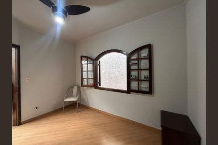 Quarto 2 de casa para alugar com 5 quartos, 350m² em Vila Arcadia, São Paulo