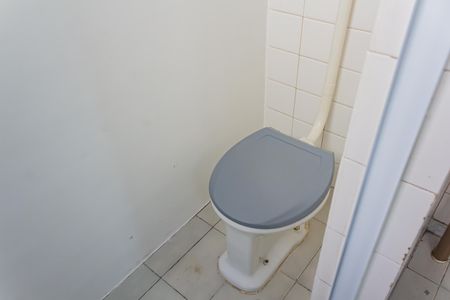 Apartamento à venda com 98m², 3 quartos e 1 vaga Apartamento à venda com 98m², 3 quartos e 1 vagaBanheiro de serviço
