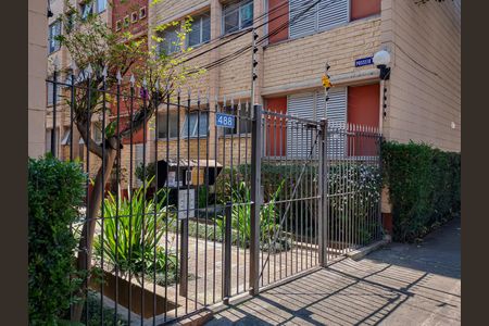 Apartamento à venda com 98m², 3 quartos e 1 vaga Apartamento à venda com 98m², 3 quartos e 1 vagaFachada