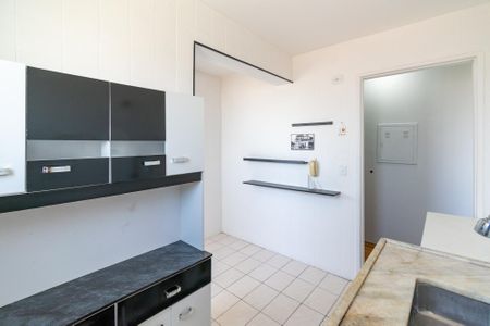Apartamento à venda com 58m², 1 quarto e 1 vaga Apartamento à venda com 58m², 1 quarto e 1 vagaCozinha