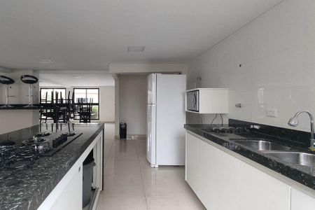 Apartamento para alugar com 74m², 2 quartos e 1 vaga Apartamento para alugar com 74m², 2 quartos e 1 vagaÁrea Comum