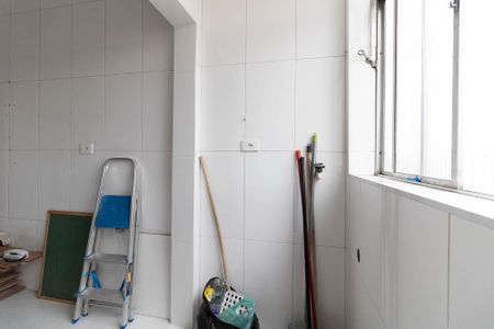 Apartamento para alugar com 74m², 2 quartos e 1 vaga Apartamento para alugar com 74m², 2 quartos e 1 vagaÁrea de Serviço