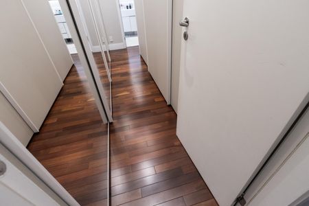 Apartamento à venda com 173m², 4 quartos e 3 vagasCloset da suíte 1