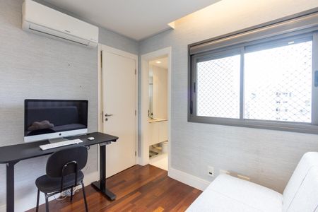 Apartamento à venda com 173m², 4 quartos e 3 vagasSuíte 3